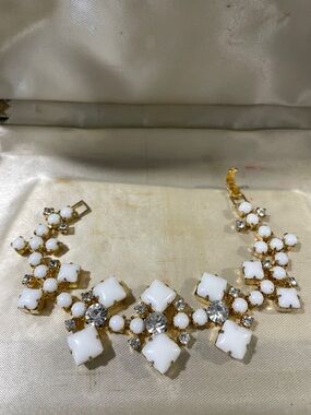 Vintage Continental Milk Glass Bracelet